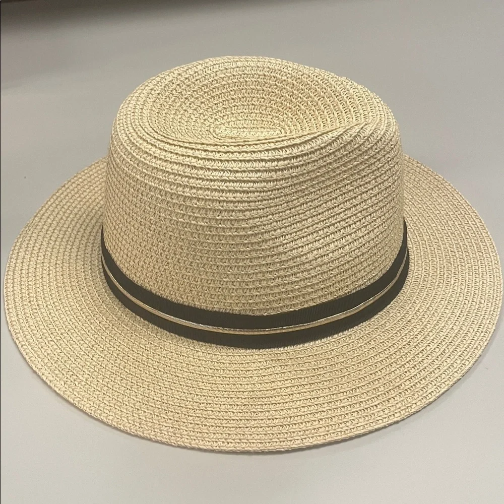 Kingsland Divina Paper Straw Hat w/ Black ribbon glitter stripe metal logo patch